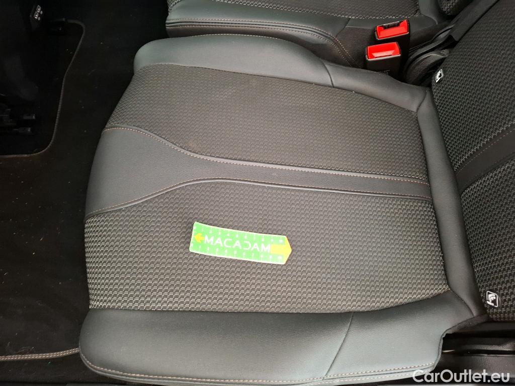  Peugeot  5008  GT 1.6 PureTech 180CV BVA8 7 Sieges E6d #25