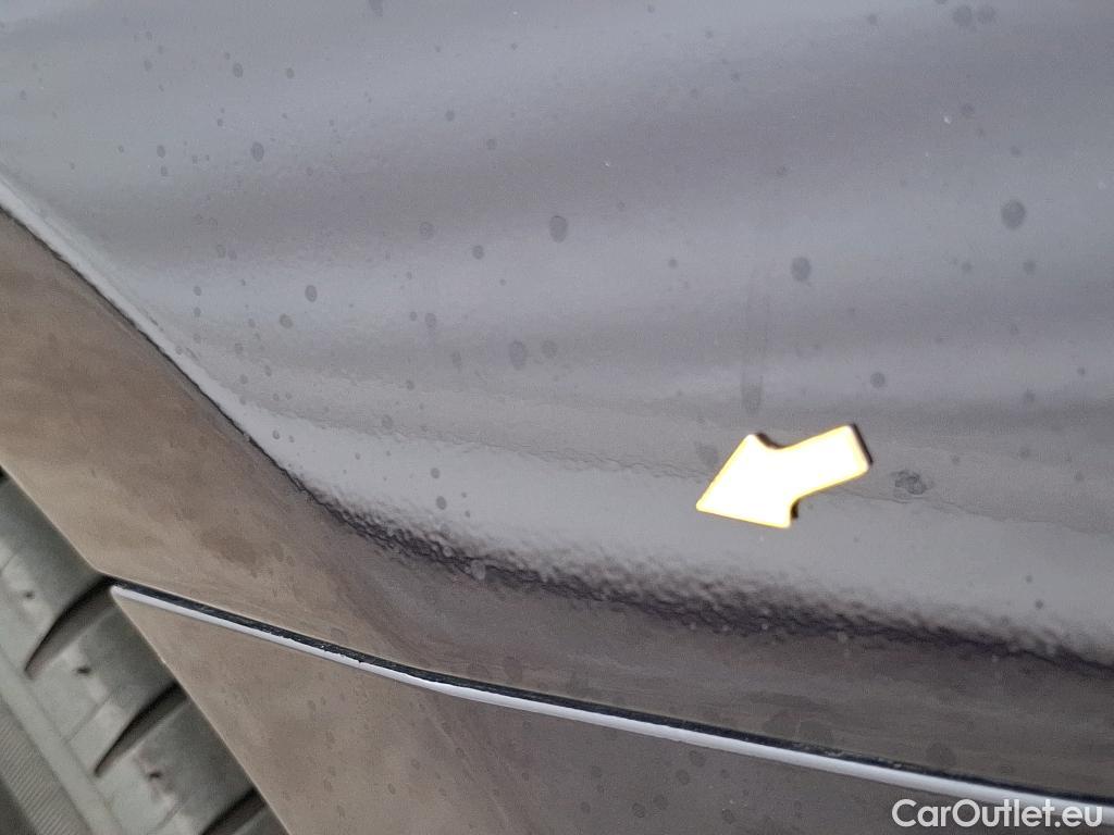  Peugeot  508 PEUGEOT  / 2018 / 5P / Berline HYBRID 225 E-EAT8 GT #22