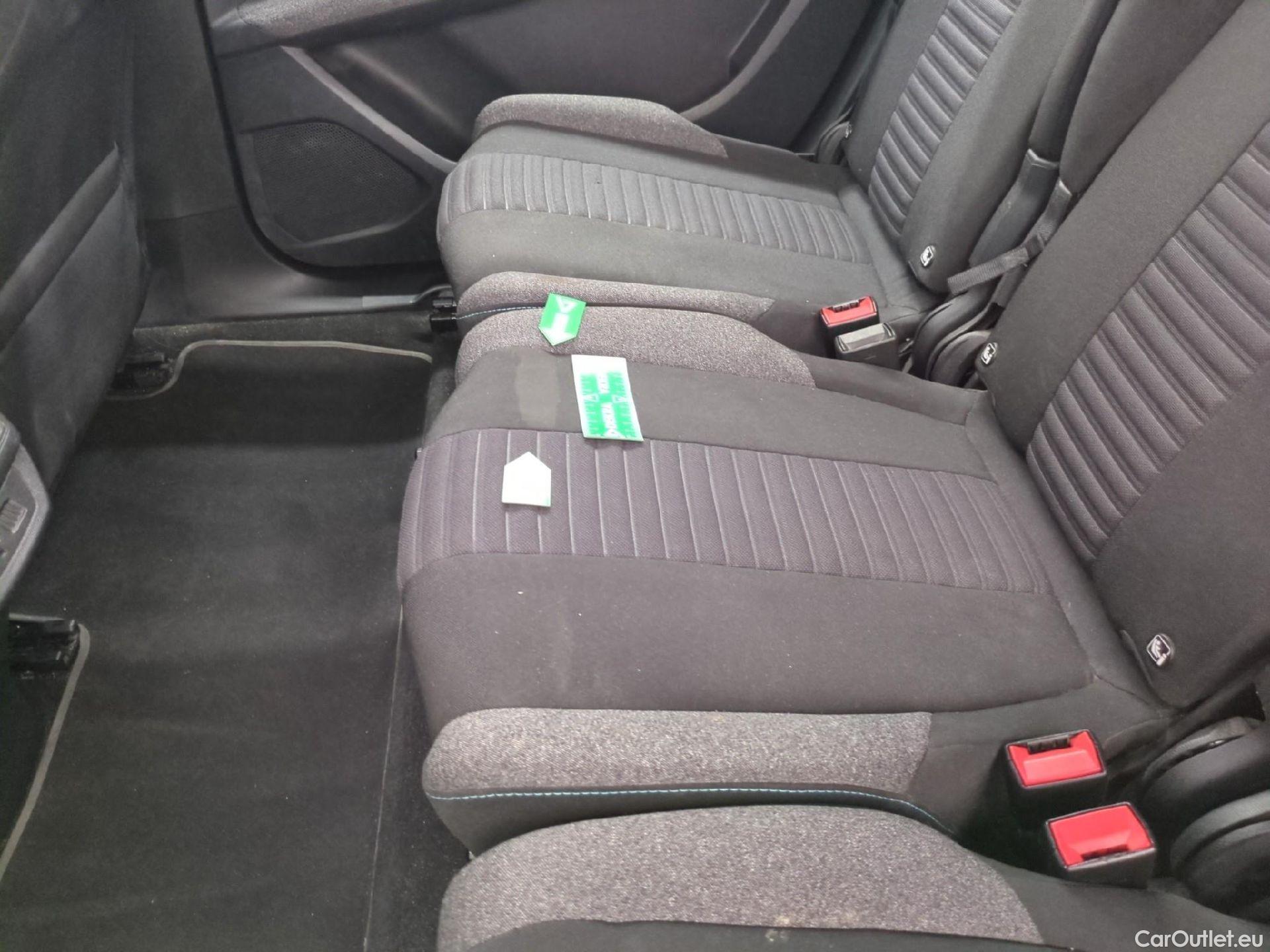  Peugeot  5008  Active Pack 1.2 PureTech 130CV BVA8 7 Sieges E6d #3