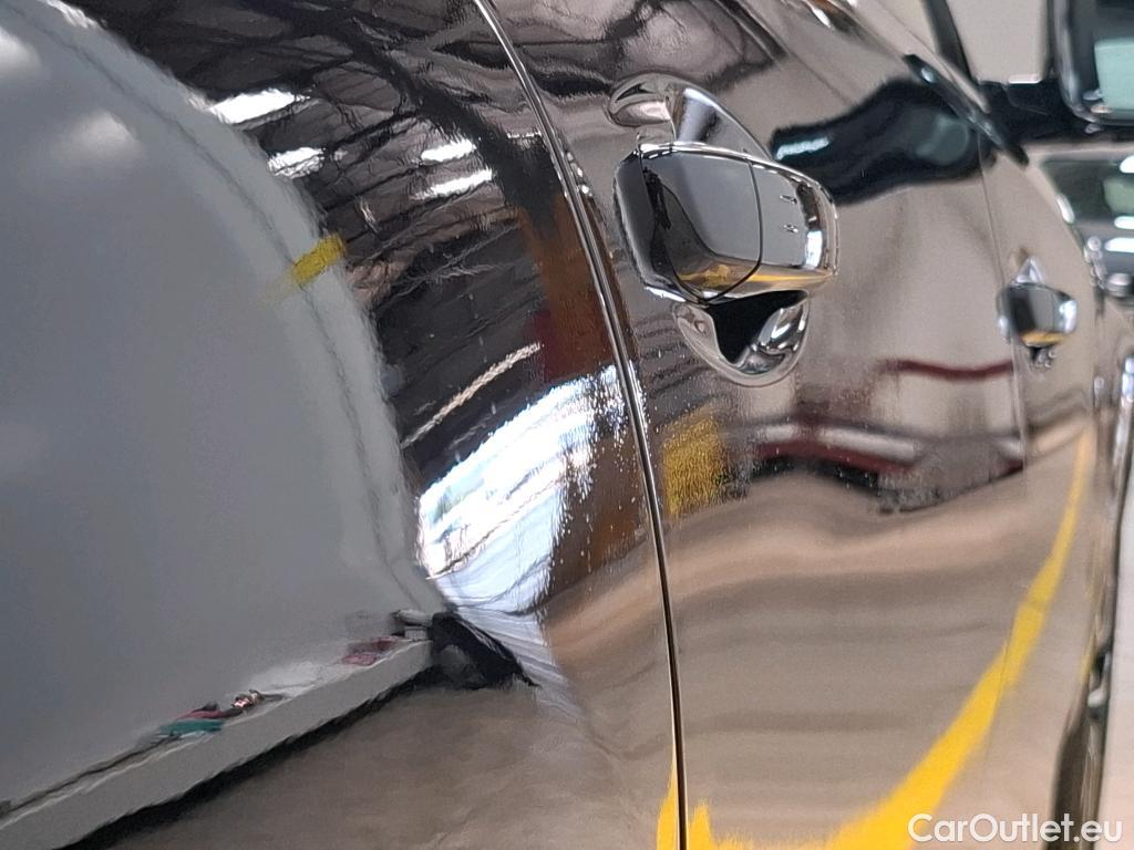  Peugeot  508 PEUGEOT  / 2018 / 5P / Berline HYBRID 225 E-EAT8 GT #25