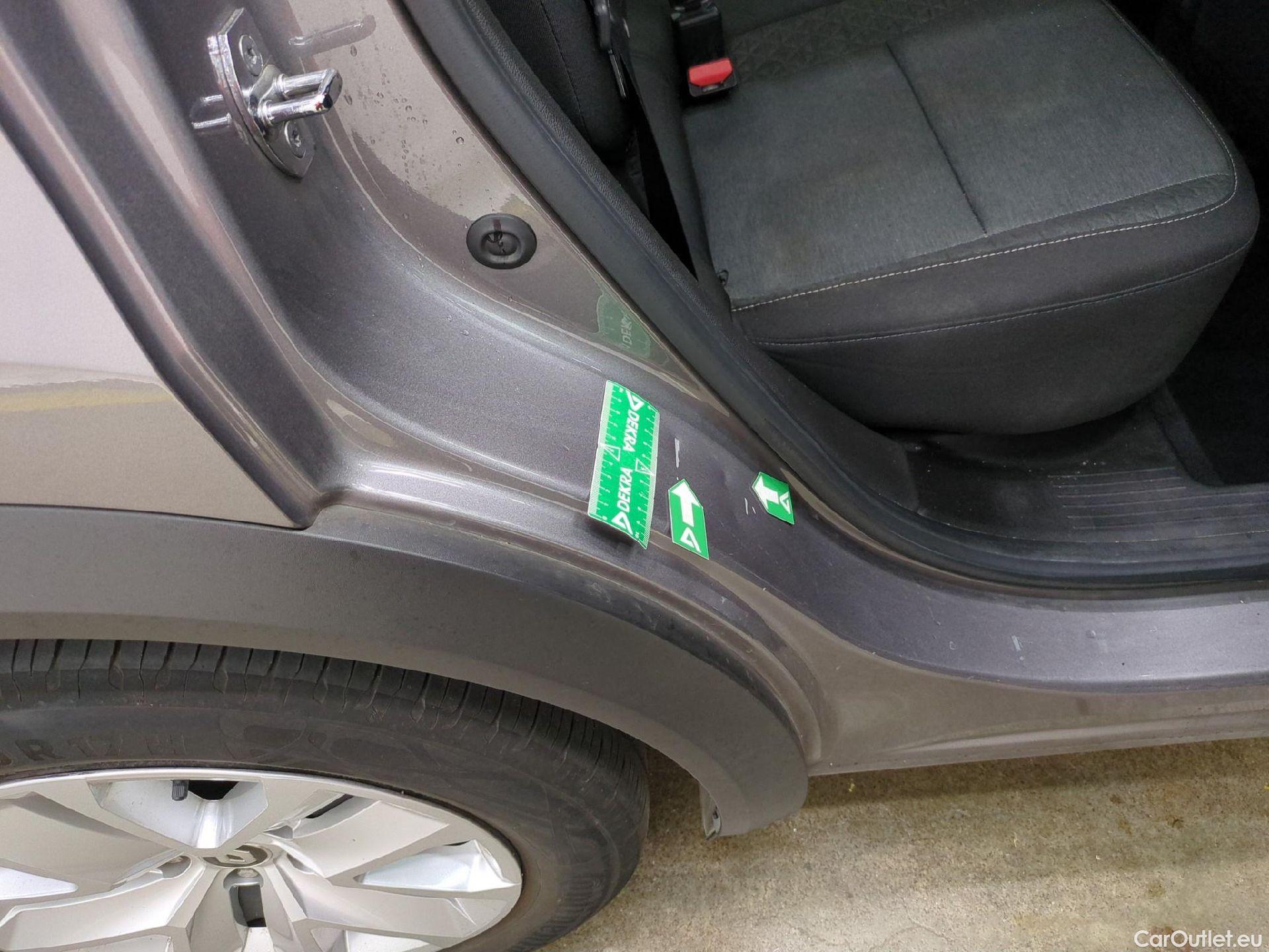  Renault  Captur RENAULT  / 2019 / 5P / SUV Business E-Tech hybride rechargeable 160 #26