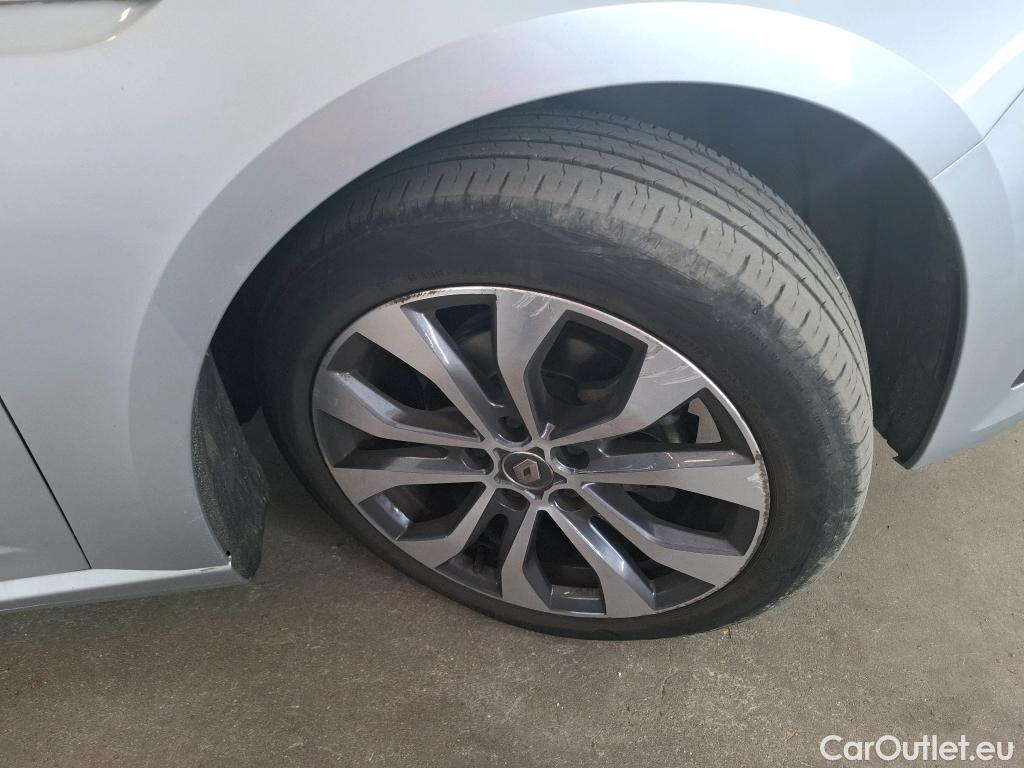 Renault  Megane RENAULT Mégane Berline / 2020 / 5P / Berline techno TCe 140 EDC #5