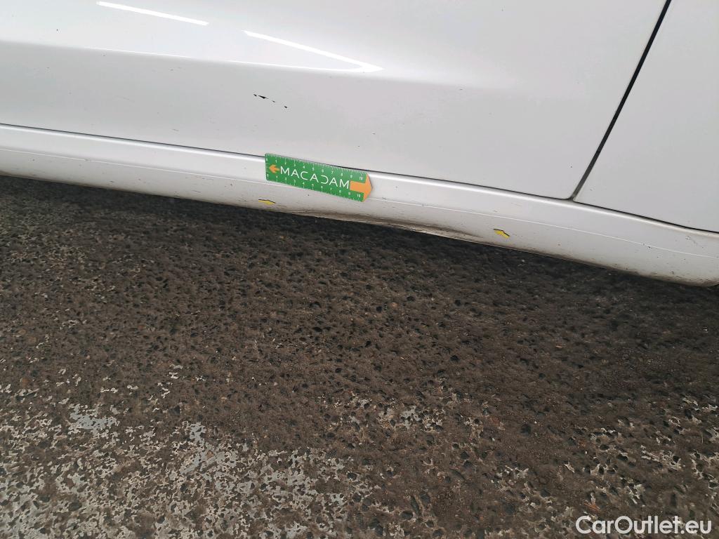  Tesla  Model 3 TESLA  / 2018 / 4P / Berline Autonomie Standard Plus RWD #2