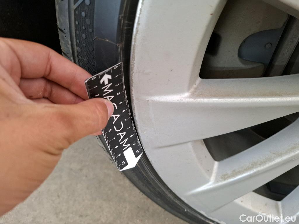  Tesla  Model 3 TESLA  / 2018 / 4P / Berline Grande Autonomie #17