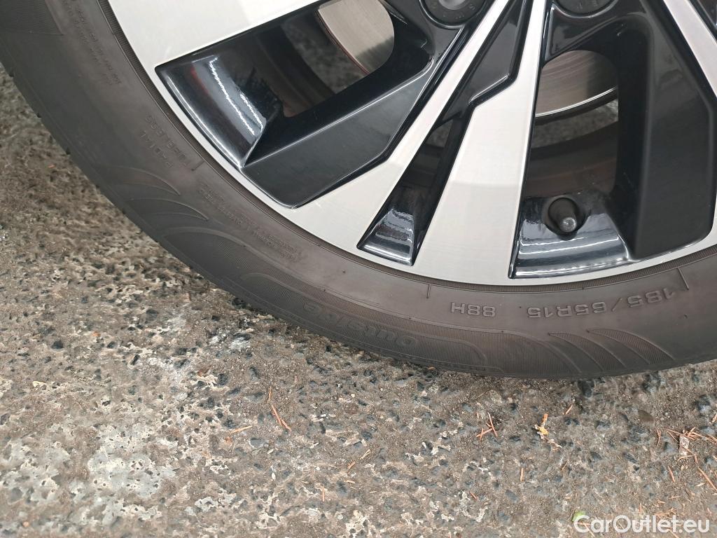 Volkswagen  Polo  VI Comfortline 1.0 75CV BVM5 E6 #23