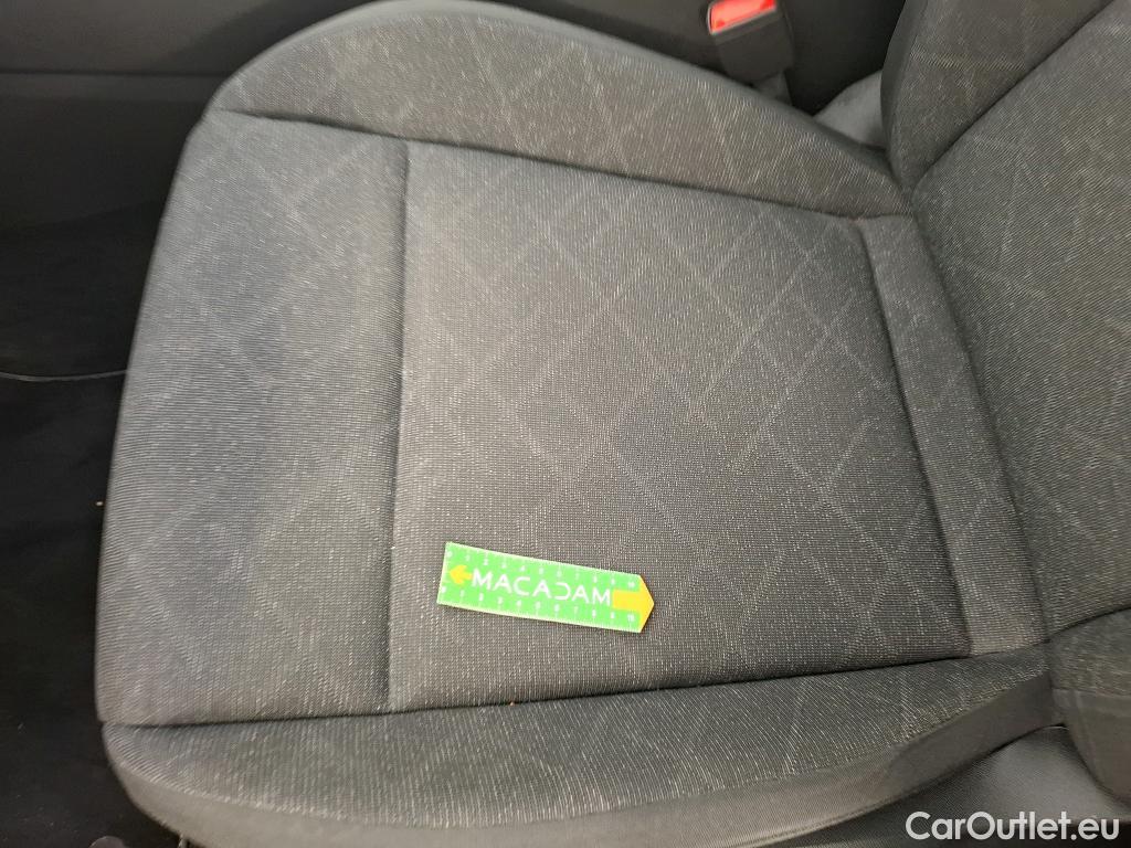  Volkswagen  Golf  VIII Berline Life Plus 2.0 TDI 115CV BVA7 E6d #6