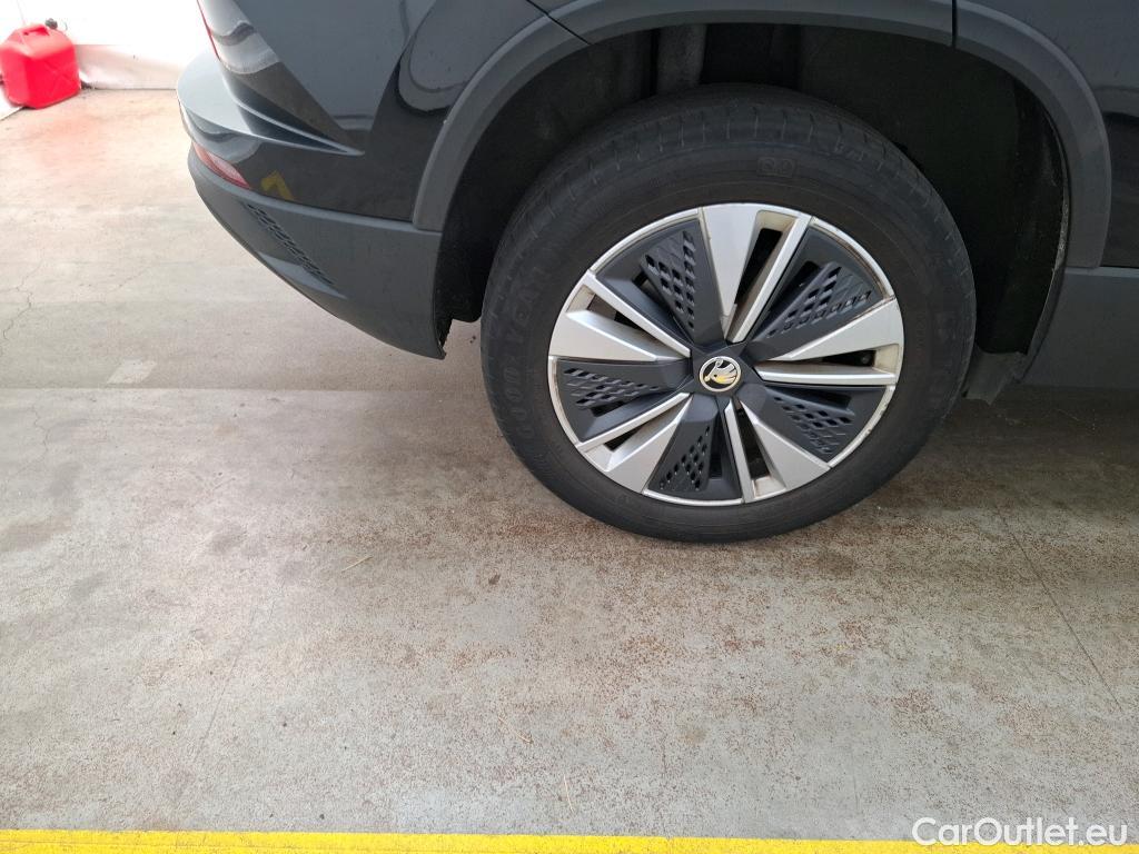  Skoda  Karoq SKODA  2022 5P SUV 1 5 TSI 150ch ACT DSG7 Business #41