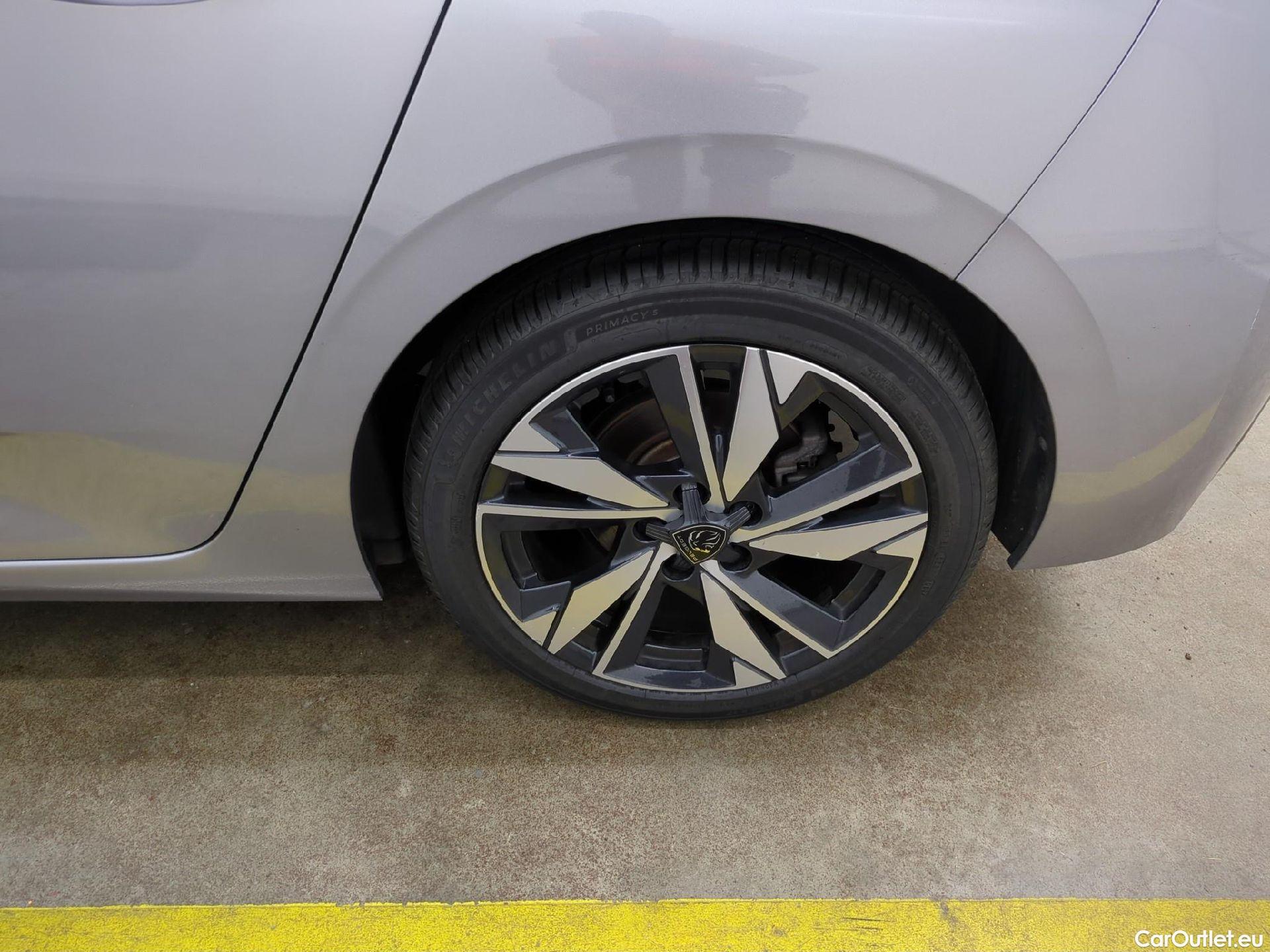  Peugeot  308  Allure 1.2 PureTech 130CV BVA8 E6d #13