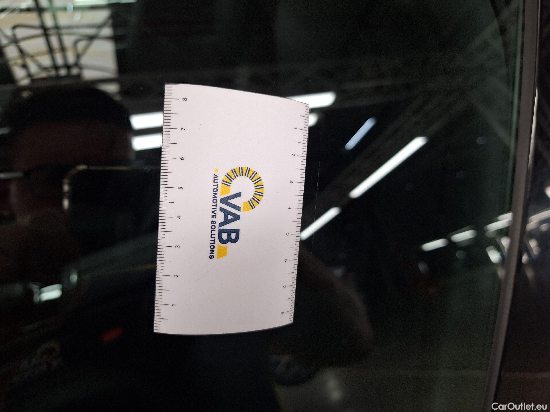  Mercedes  CLA-Klasse Mercedes, CLA-Class '19, CLA 250 e Bus.Solut.Aut. #32