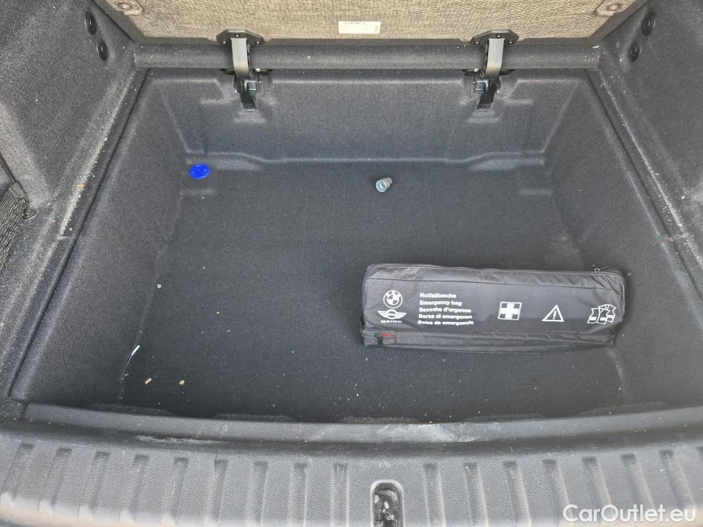  Bmw  X1 BMW  / 2022 / 5P / todoterreno sDrive18d #9