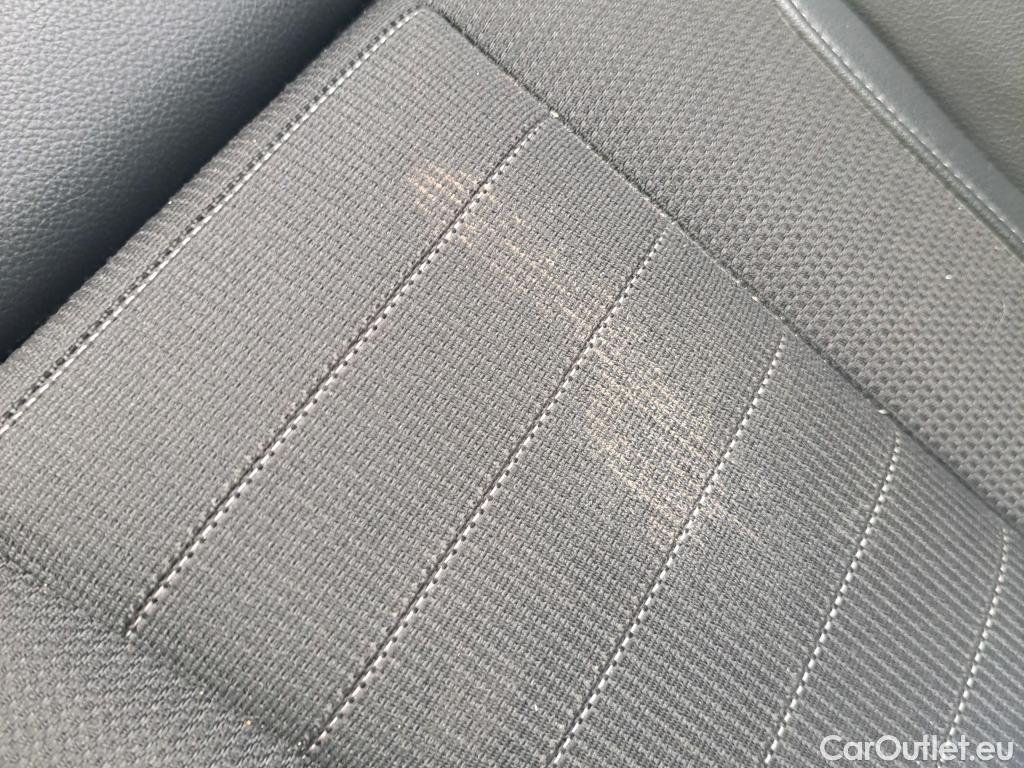  Bmw  Serie 3 BMW  / 2018 / 4P / sedán 318d Auto. #10