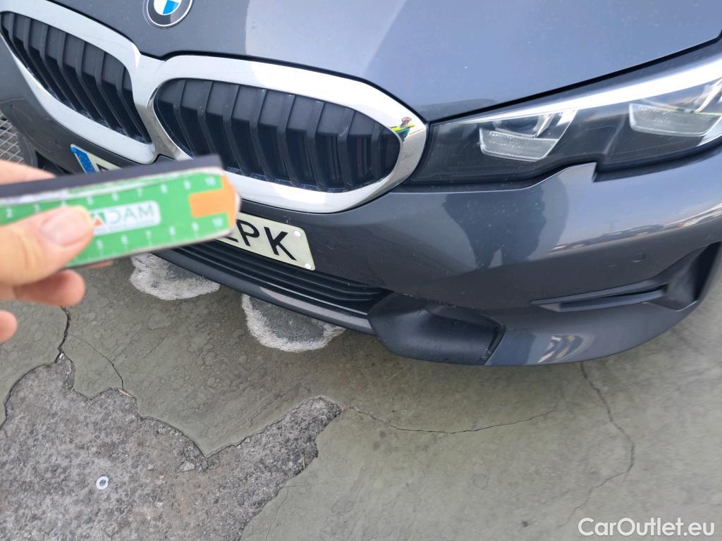  Bmw  Serie 3 BMW  / 2018 / 4P / sedán 318d Auto. #5