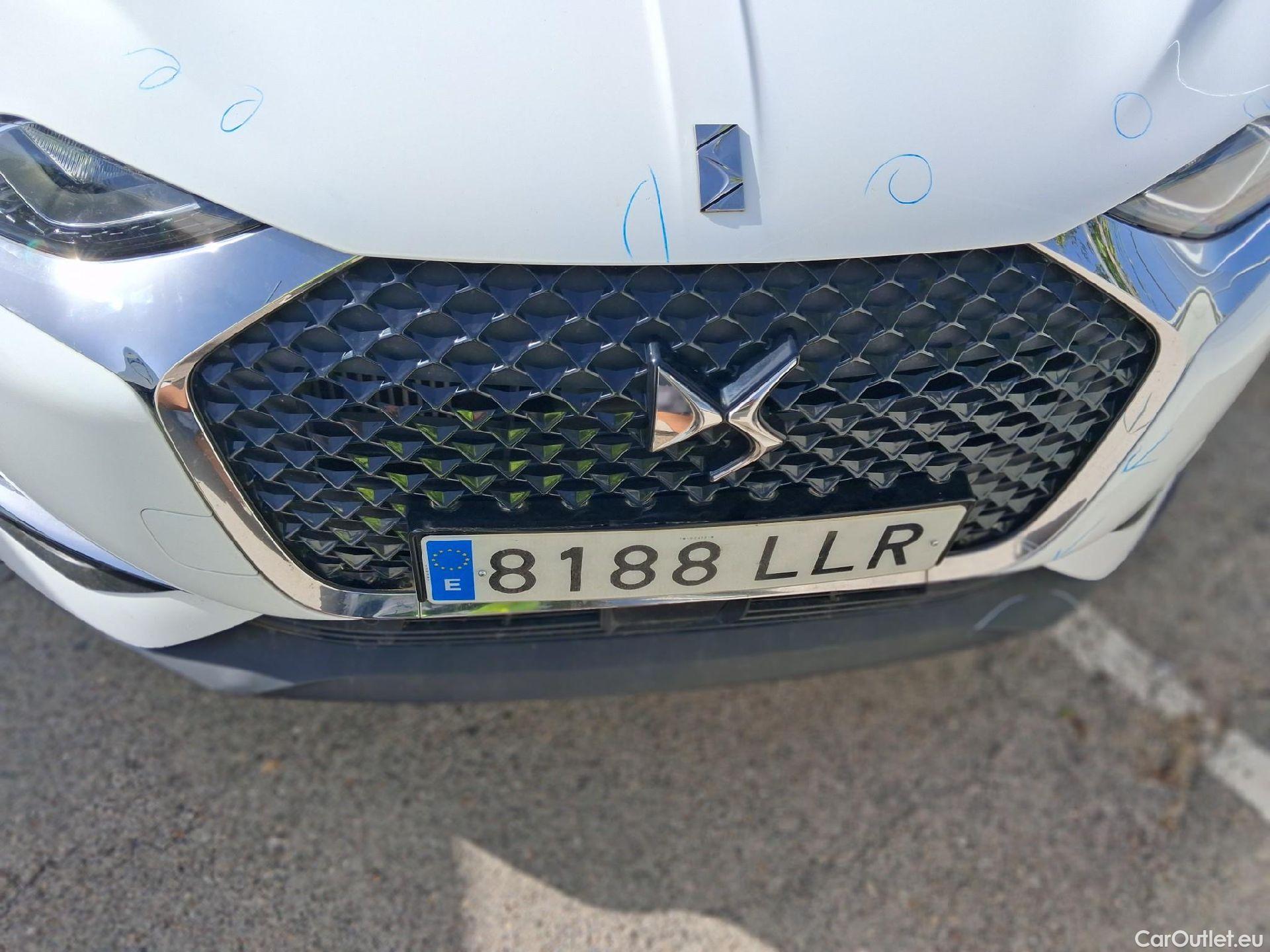  DS  3 Crossback DS DS  / 2018 / 5P / todoterreno PureTech 73 kW Manual SO CHIC (AC) #13