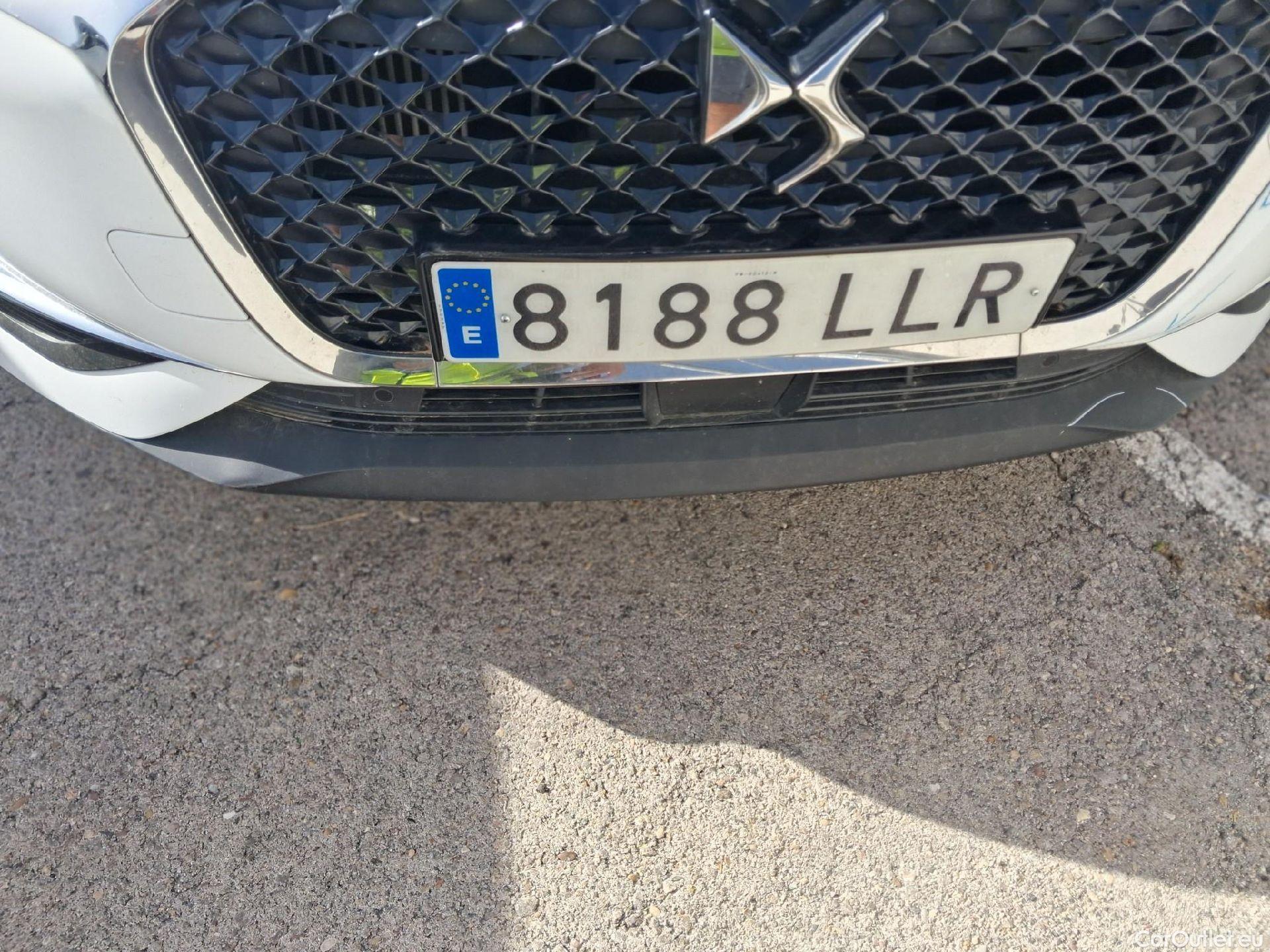  DS  3 Crossback DS DS  / 2018 / 5P / todoterreno PureTech 73 kW Manual SO CHIC (AC) #18