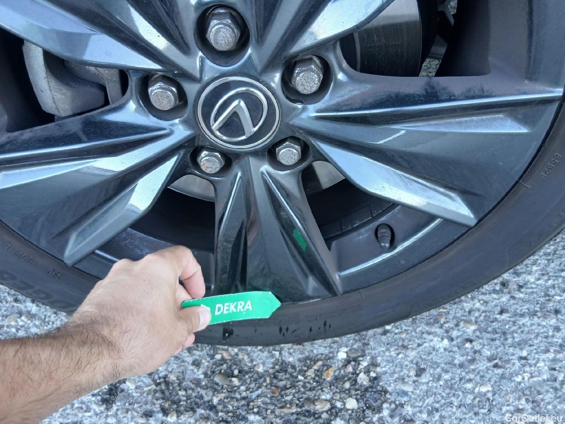  Lexus  UX LEXUS  / 2018 / 5P / todoterreno 2.0 250h Business #10
