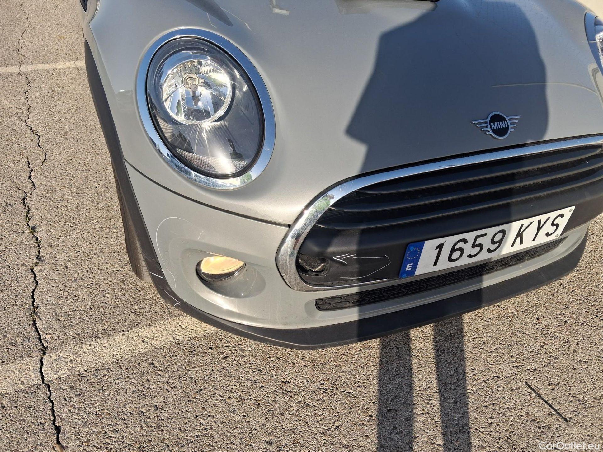  Mini  Cooper MINI MINI / 2014 / 3P / berlina con portón ONE D #8