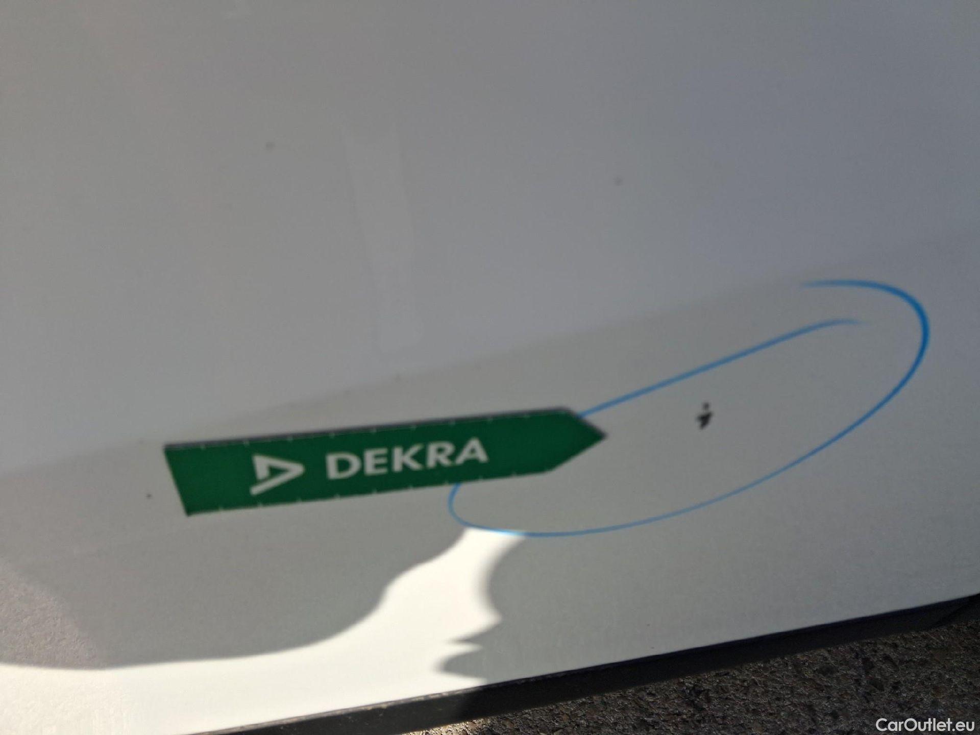  DS  3 Crossback DS DS  / 2018 / 5P / todoterreno PureTech 73 kW Manual SO CHIC (AC) #49