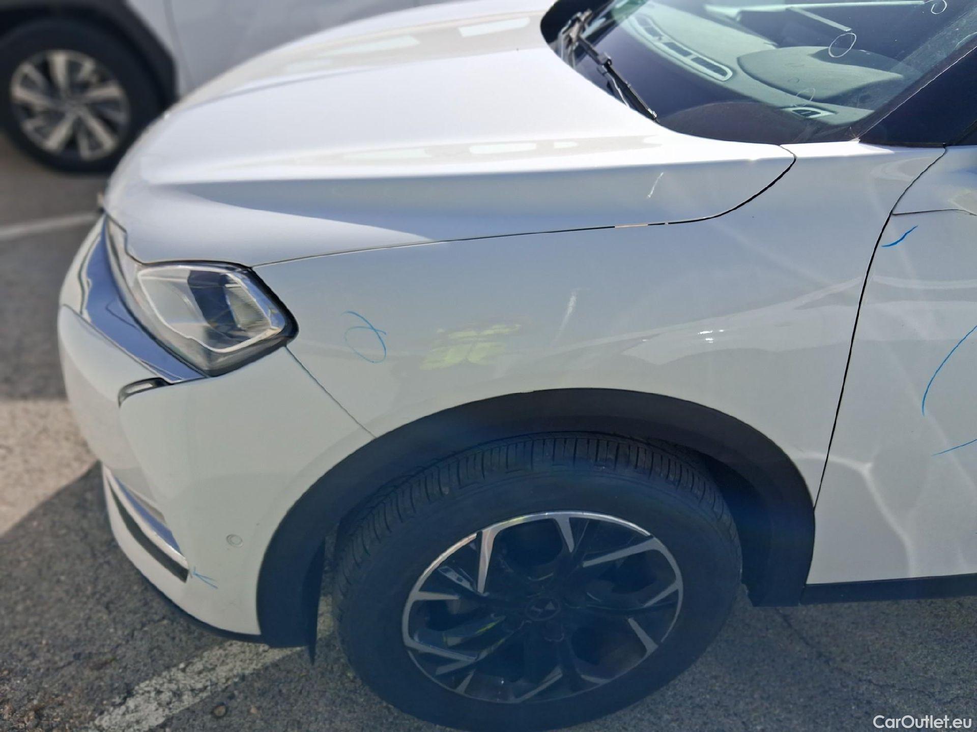  DS  3 Crossback DS DS  / 2018 / 5P / todoterreno PureTech 73 kW Manual SO CHIC (AC) #26