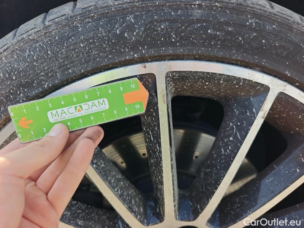  Mercedes  CLA-Klasse MERCEDES-BENZ CLA / 2019 / 4P / coupé CLA 200 D DCT #8