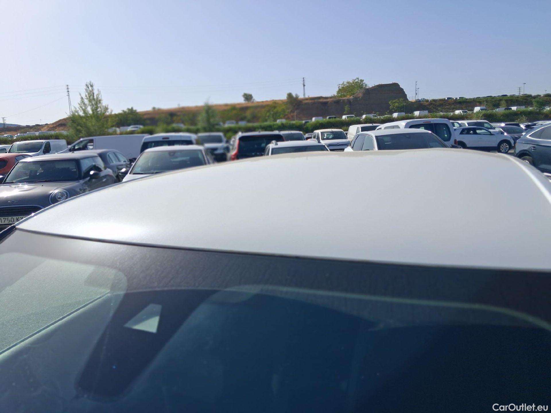  DS  3 Crossback DS DS  / 2018 / 5P / todoterreno PureTech 73 kW Manual SO CHIC (AC) #62