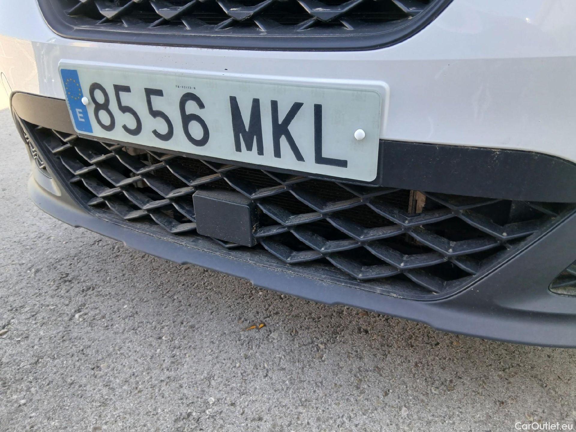  Seat  Arona SEAT  / 2021 / 5P / todoterreno 1.0 TSI 81kW (110CV) Style XL(SP) #8