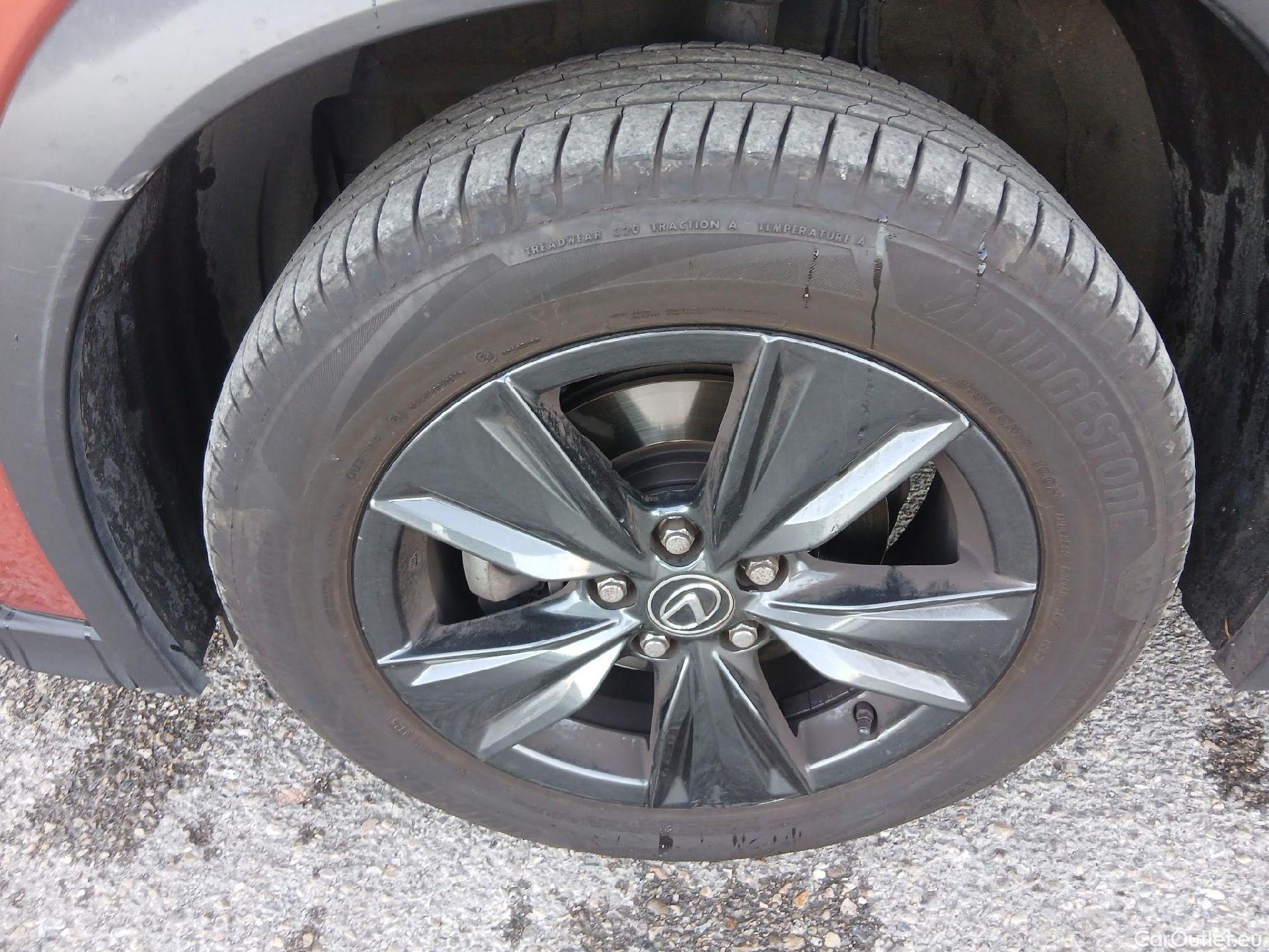  Lexus  UX LEXUS  / 2018 / 5P / todoterreno 2.0 250h Business #9