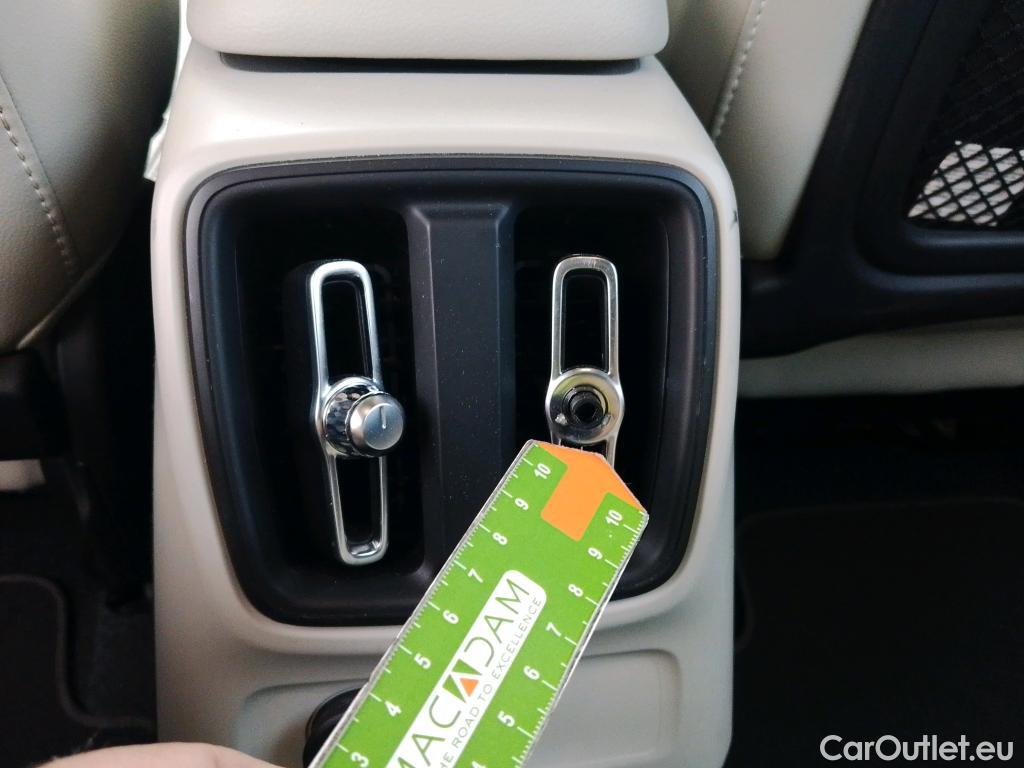  Volvo  XC 40 VOLVO XC40 / 2021 / 5P / todoterreno 1.5 T5 Recharge PHEV Bright Auto #36