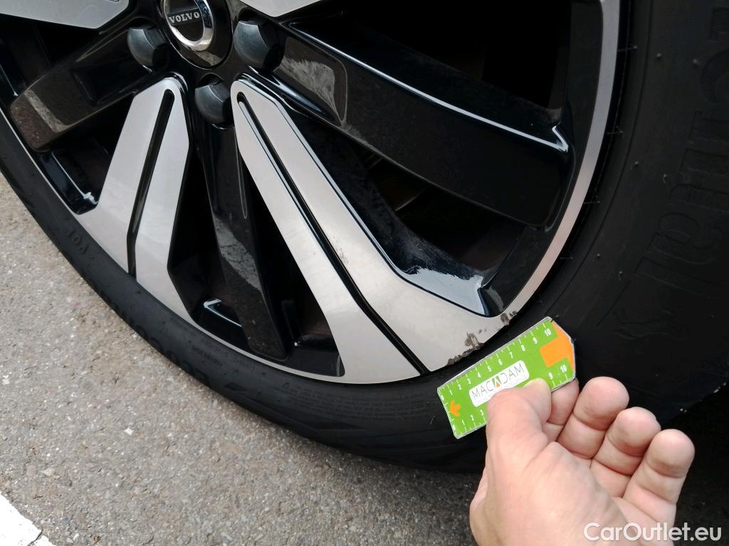 Volvo  XC 40 VOLVO XC40 / 2021 / 5P / todoterreno 1.5 T5 Recharge PHEV Bright Auto #14
