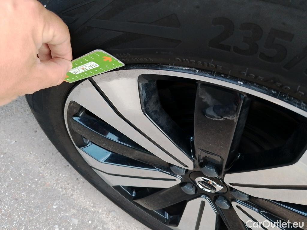  Volvo  XC 40 VOLVO XC40 / 2021 / 5P / todoterreno 1.5 T5 Recharge PHEV Bright Auto #16