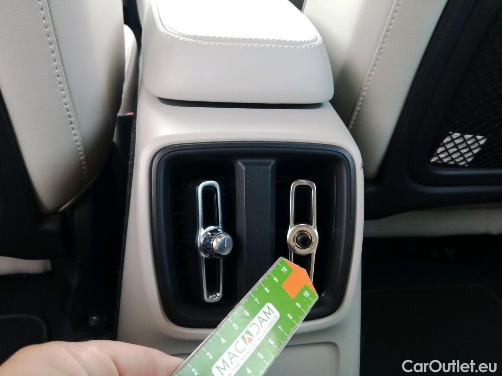  Volvo  XC 40 VOLVO XC40 / 2021 / 5P / todoterreno 1.5 T5 Recharge PHEV Bright Auto #35