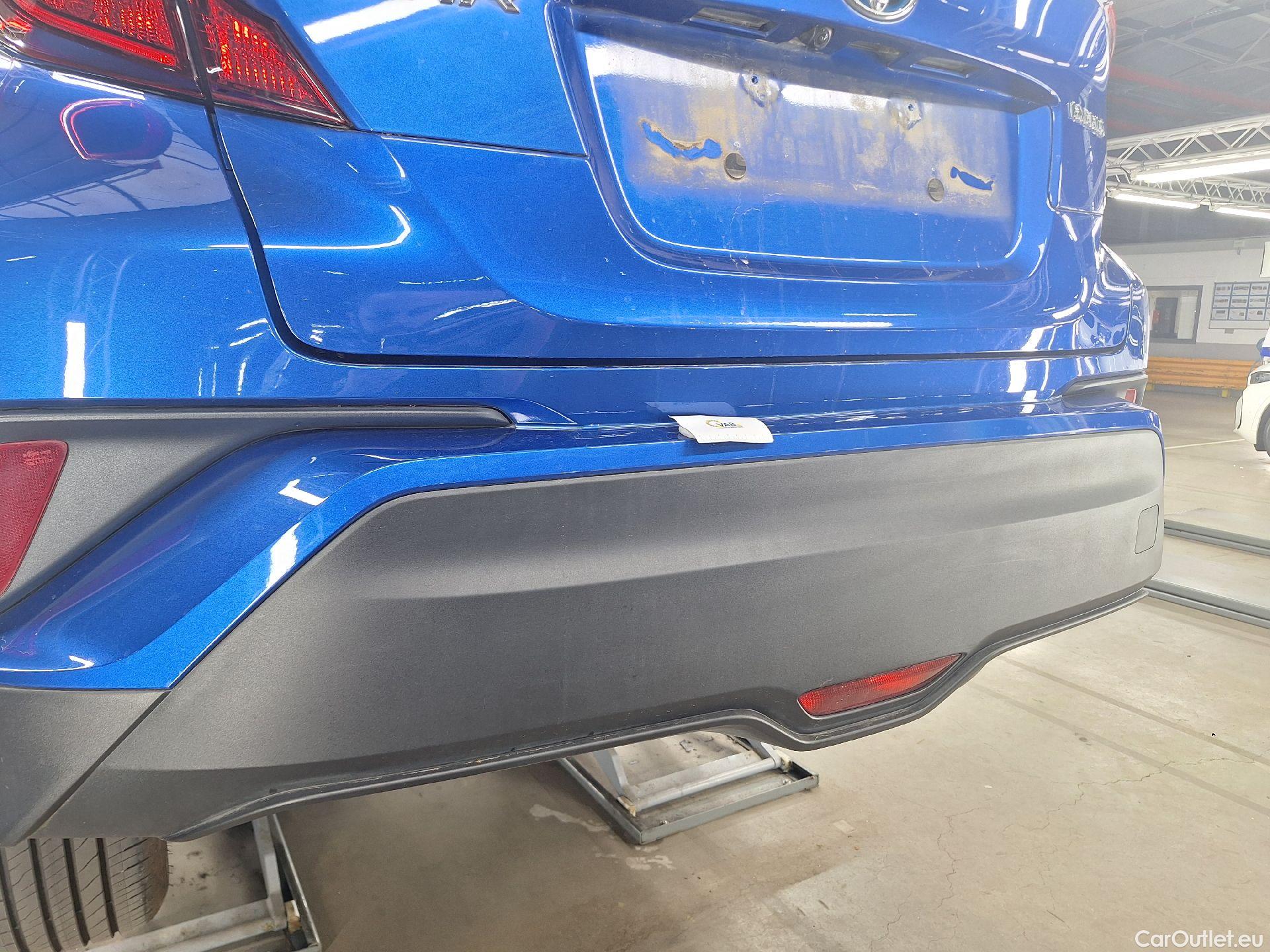  Toyota  C-HR Toyota,  '16,  1.8 Hybrid C-Enter #18