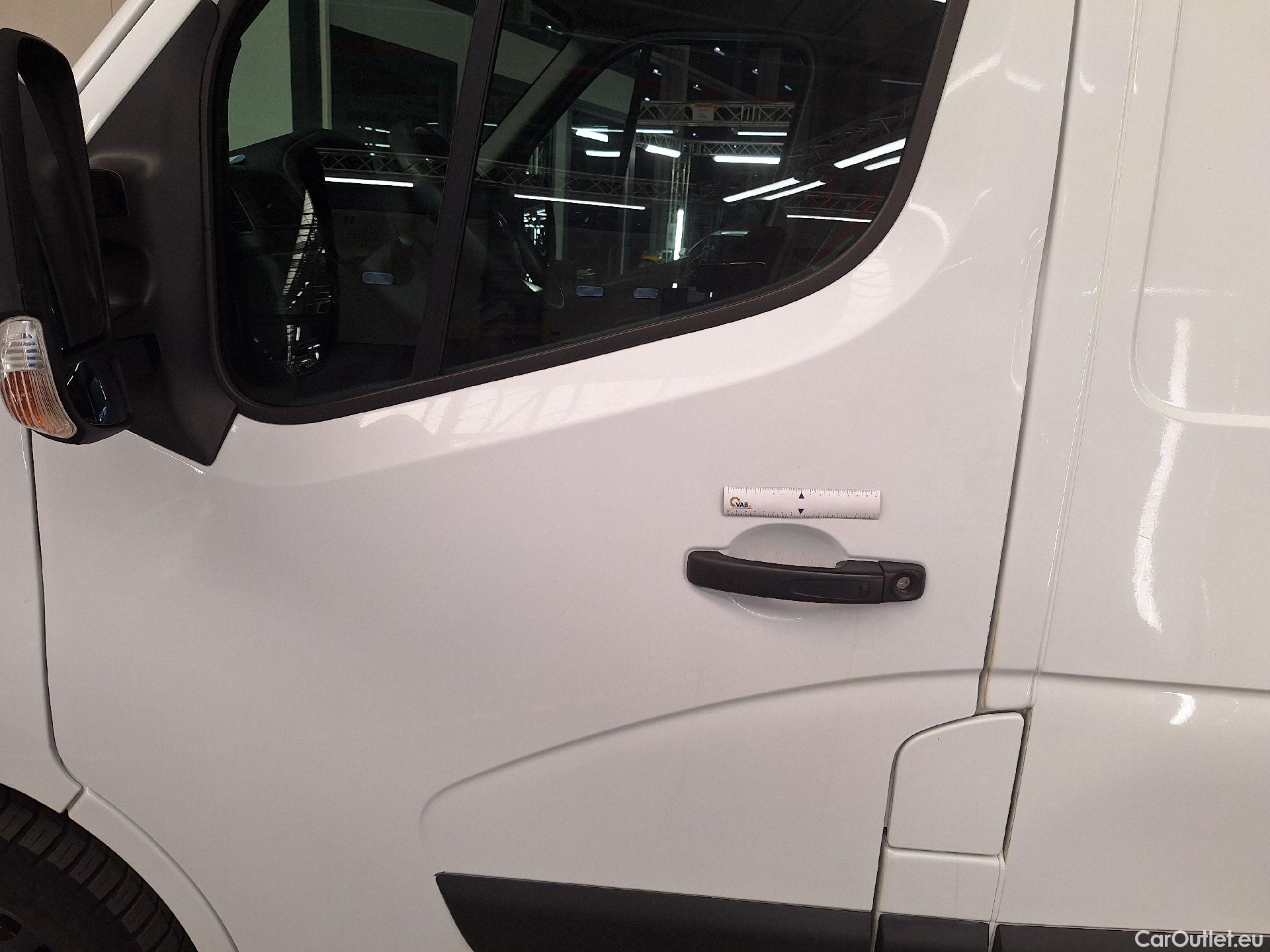  Renault  Master Renault Trucks, _ '19, Mast.150 35 FG L2H2 Red Edit. #8