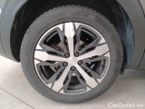  Peugeot  3008 PEUGEOT  / 2020 / 5P / SUV BLUEHDI 130 EAT8 SeS ALLURE PACK #18